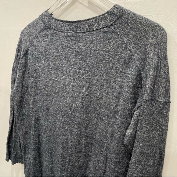 J. Crew V-Neck Side Slit Pullover Sweater Merino Wool Linen Blend XS Blue - Picture 5 of 10